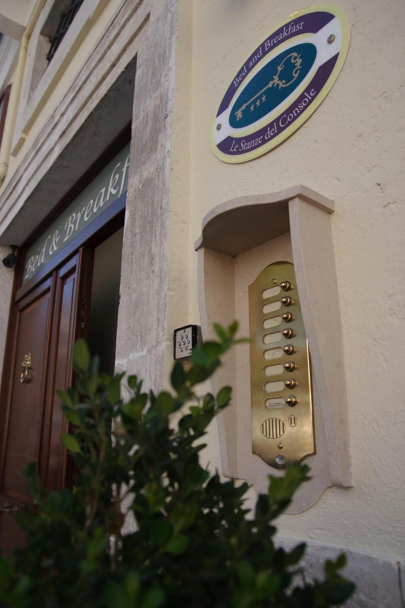 Bed and Breakfast Le Stanze Del Console Gravina in Puglia Exterior foto