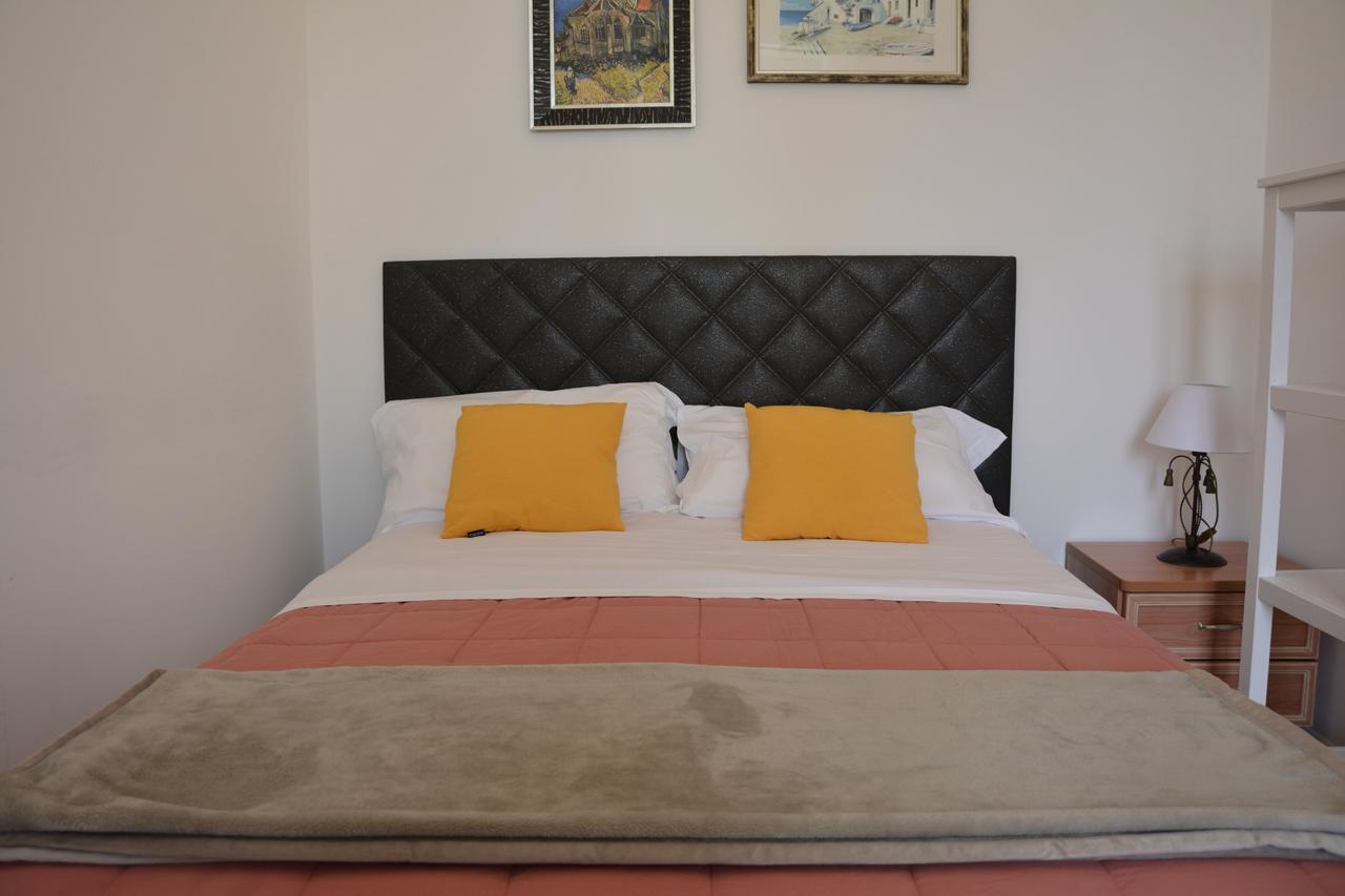 Bed and Breakfast Le Stanze Del Console Gravina in Puglia Exterior foto