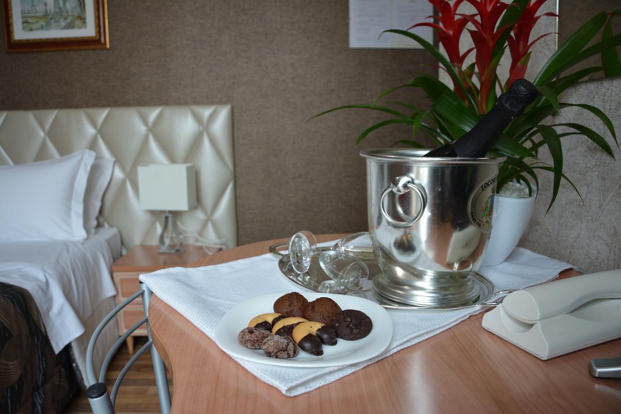 Bed and Breakfast Le Stanze Del Console Gravina in Puglia Exterior foto