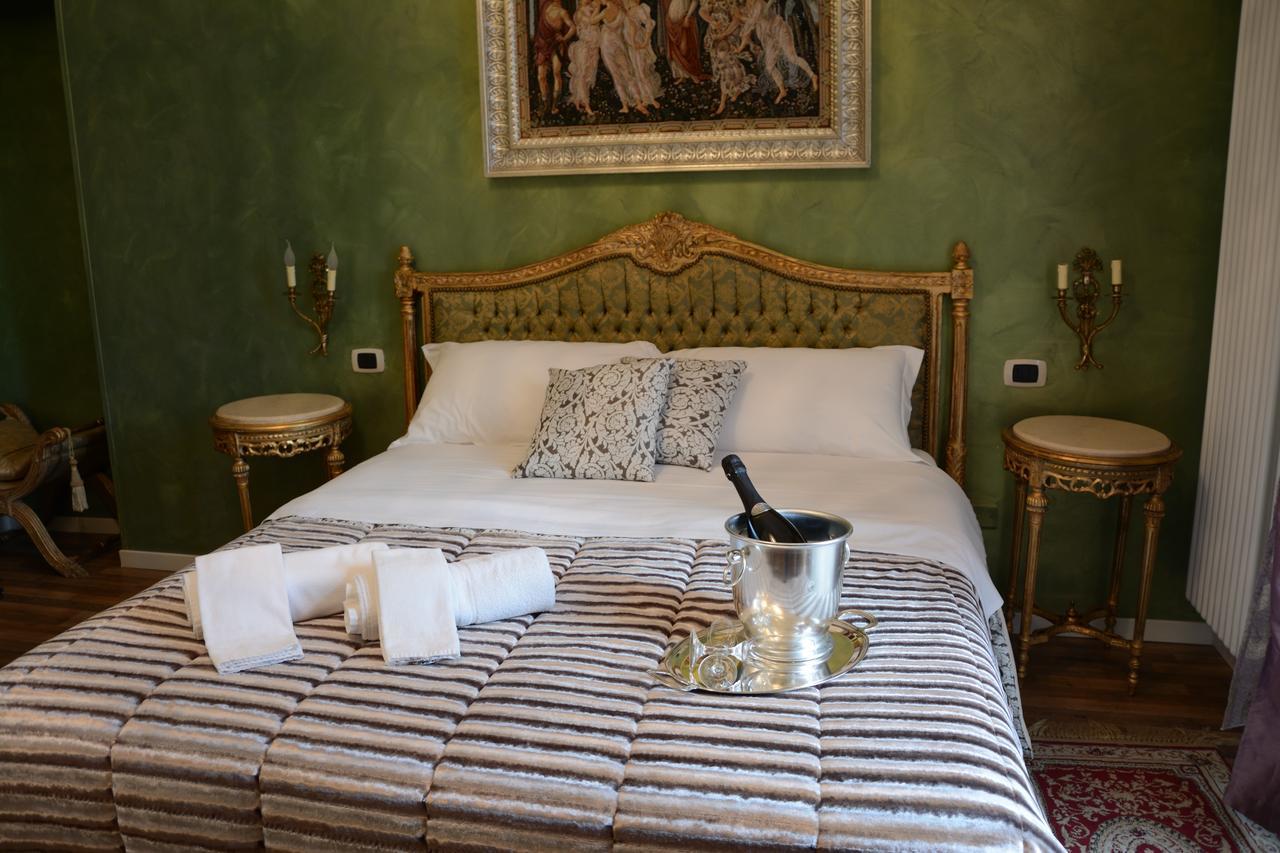 Bed and Breakfast Le Stanze Del Console Gravina in Puglia Exterior foto