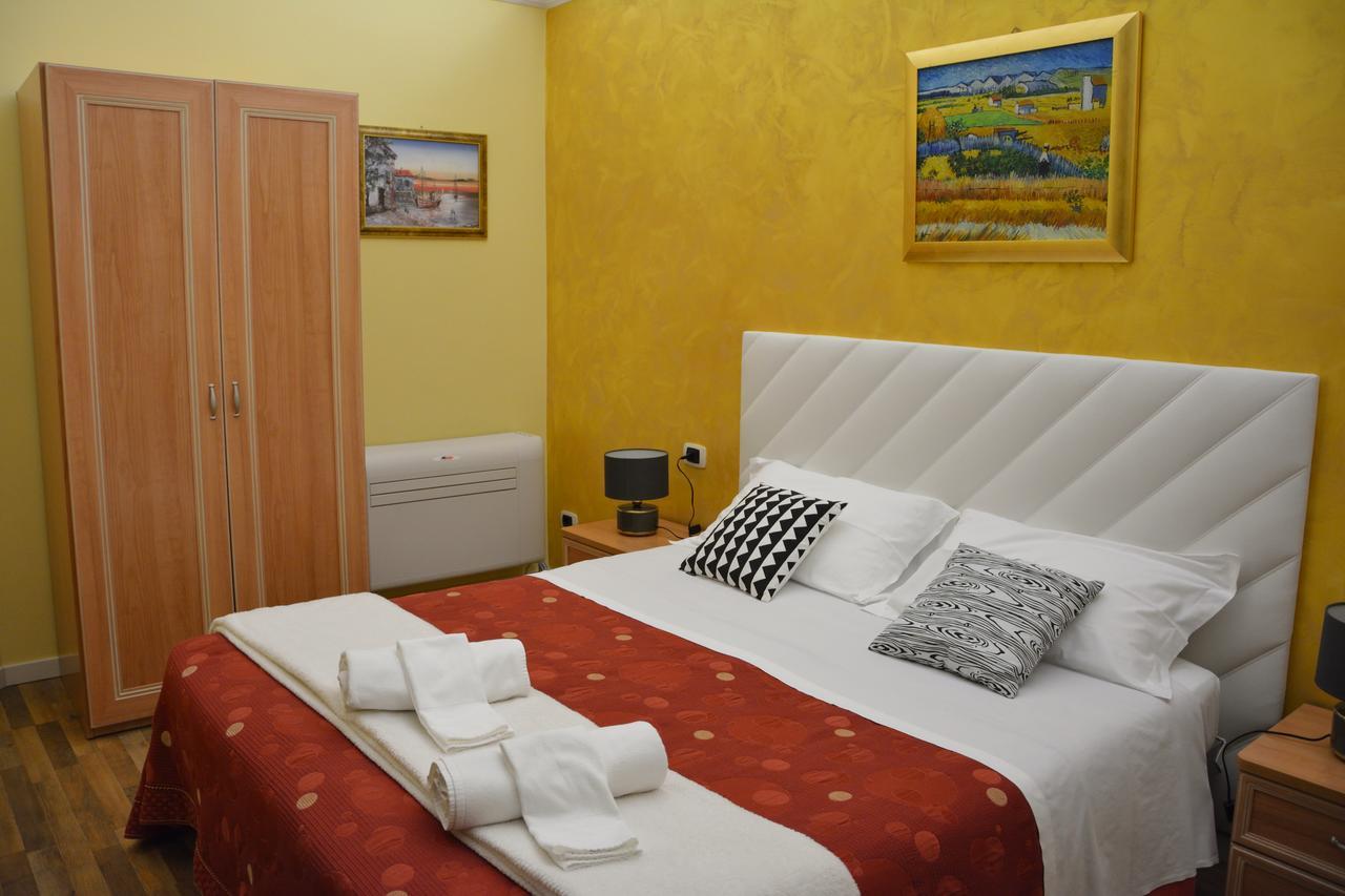 Bed and Breakfast Le Stanze Del Console Gravina in Puglia Exterior foto
